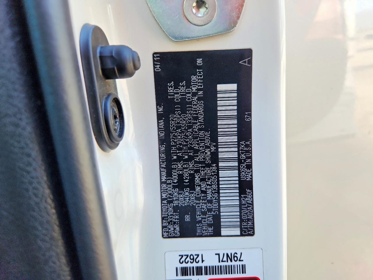 2011 TOYOTA Sequoia