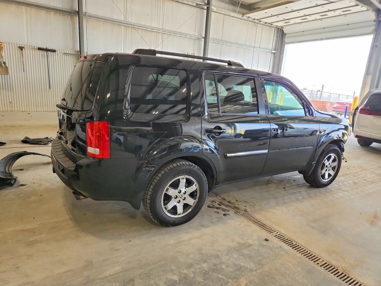 2011 HONDA PILOT