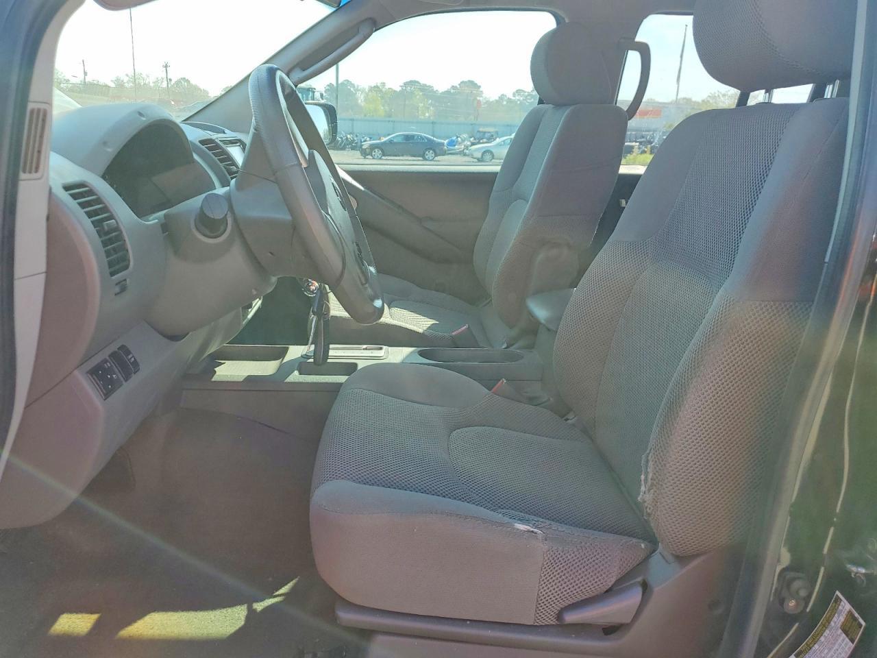 2006 NISSAN Frontier