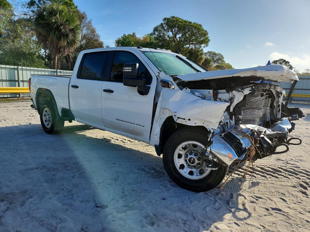 2025 GMC Sierra