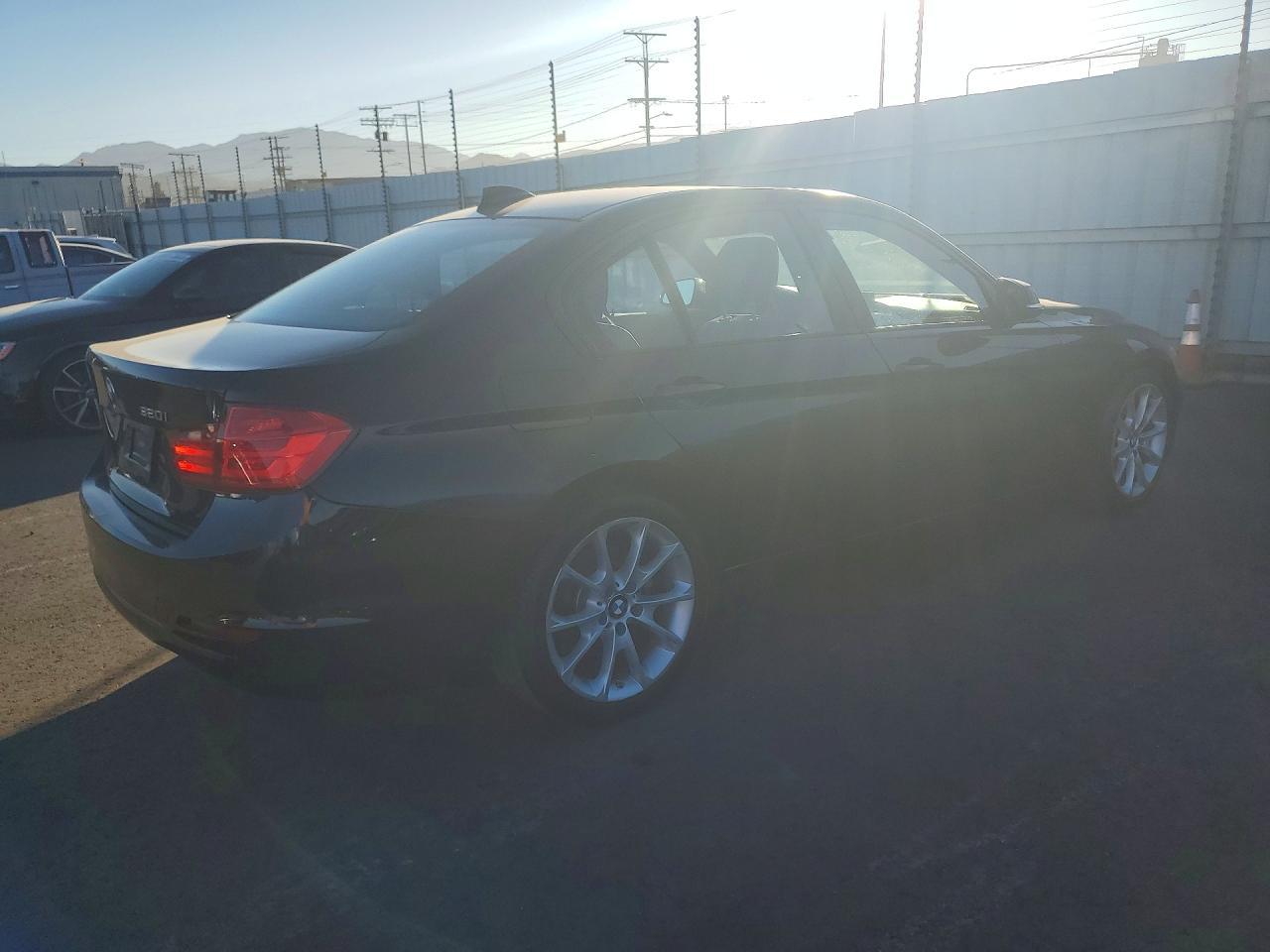 2014 BMW 3 SERIES