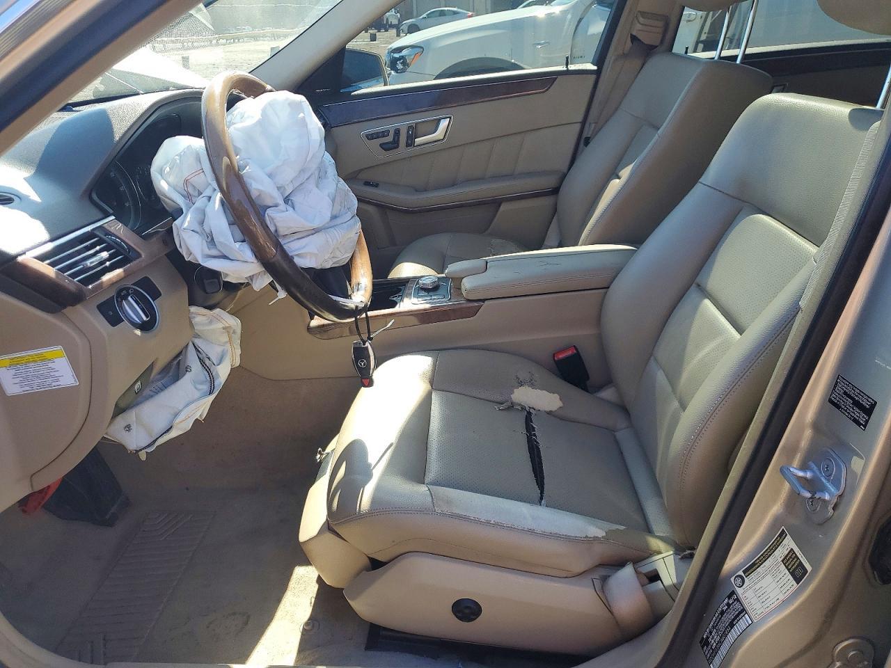 2012 MERCEDES-BENZ E-Class
