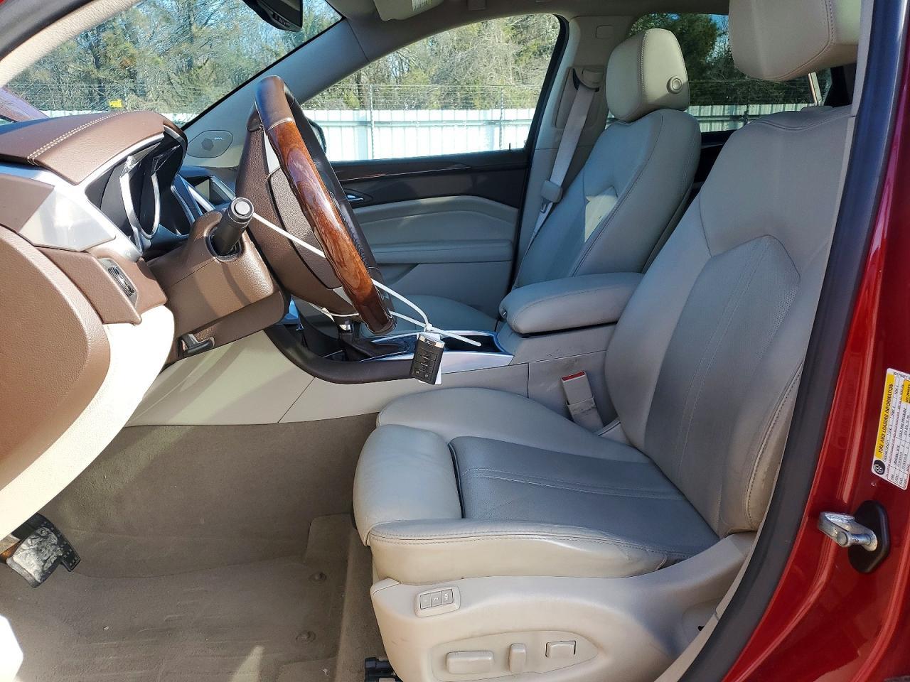 2011 CADILLAC SRX