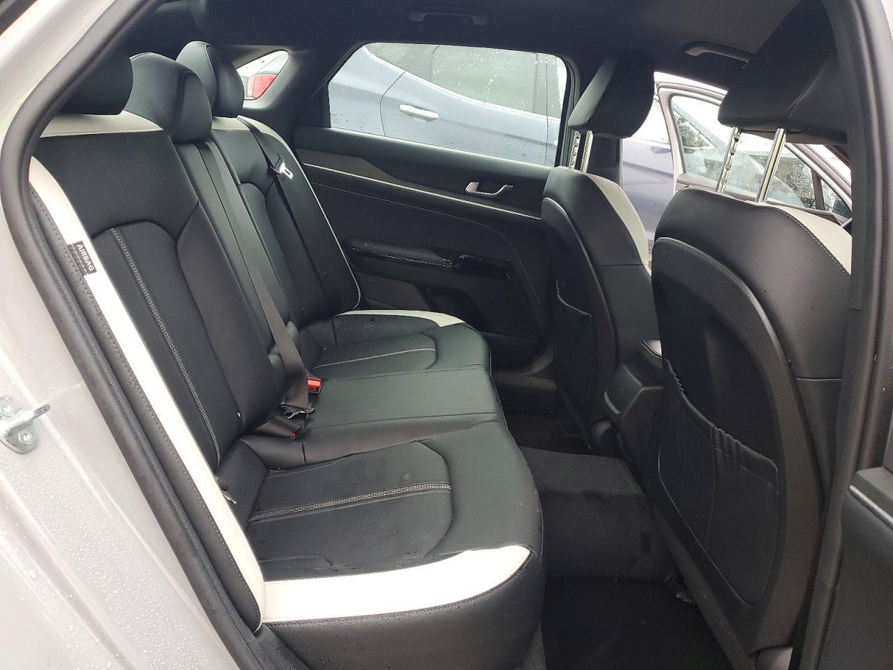 2025 KIA K5