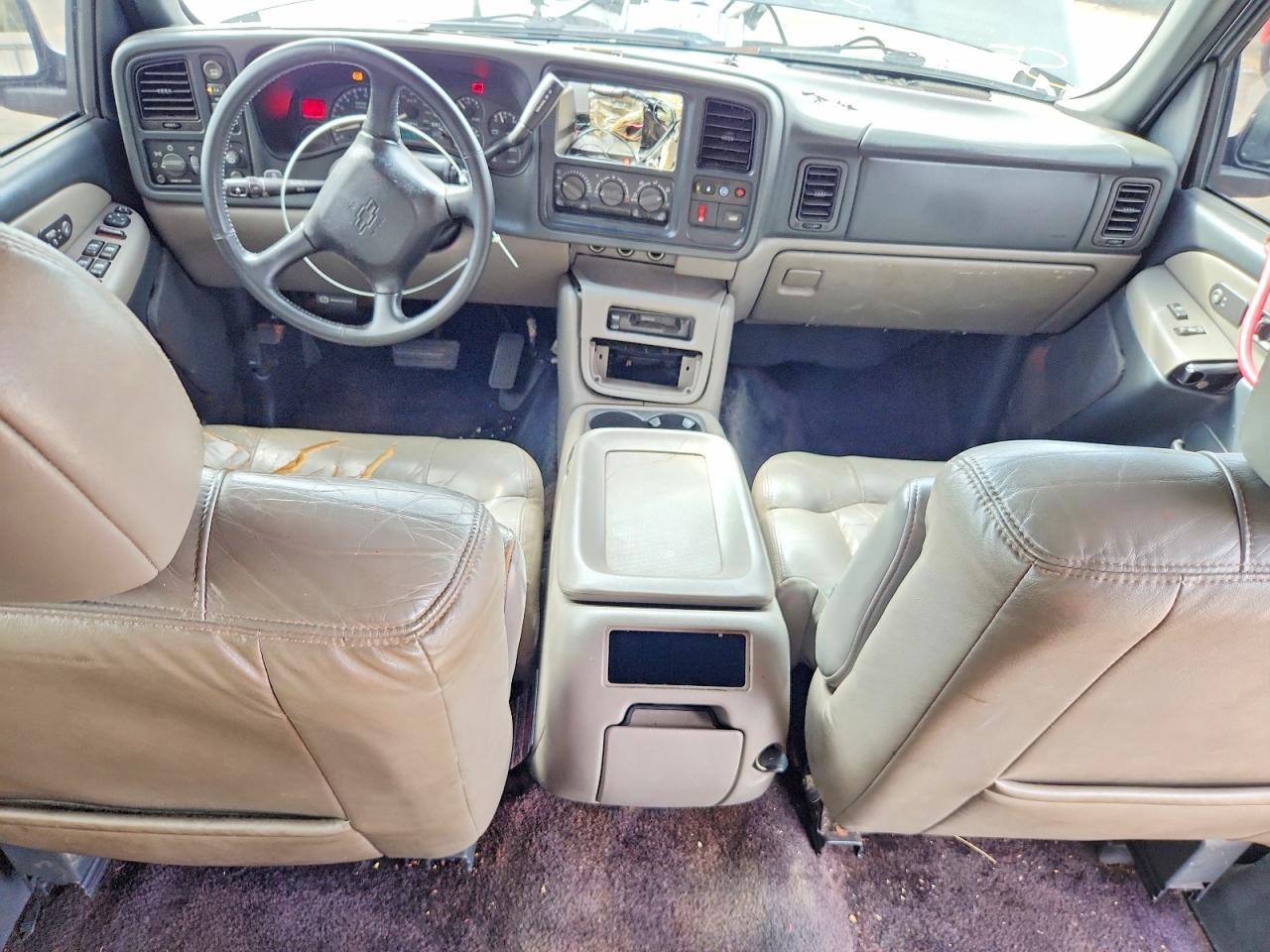 2002 CHEVROLET Tahoe
