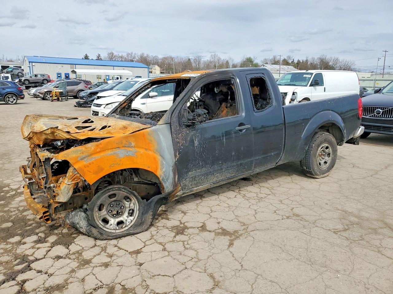 2016 NISSAN Frontier