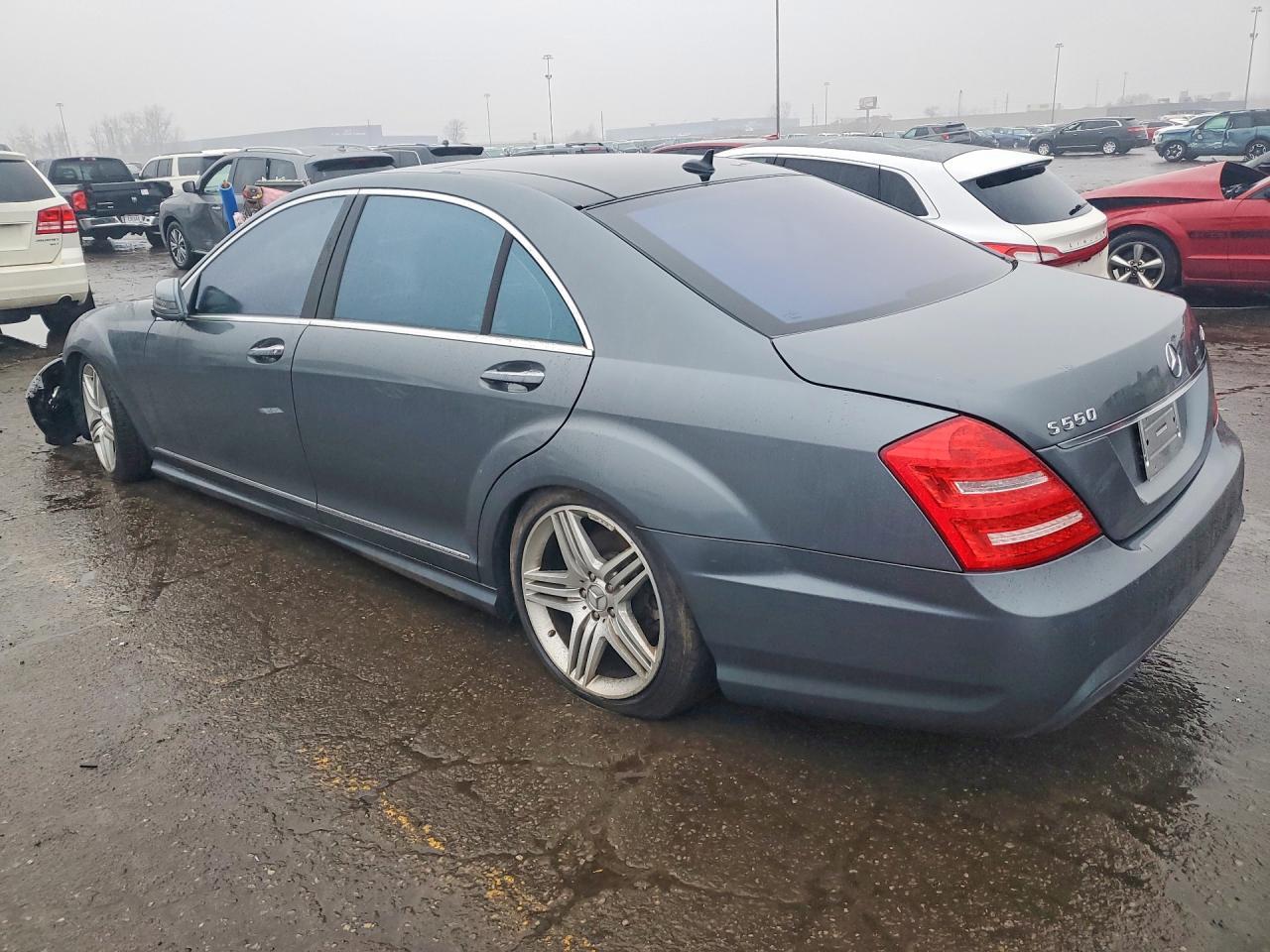 2011 MERCEDES-BENZ S-Class