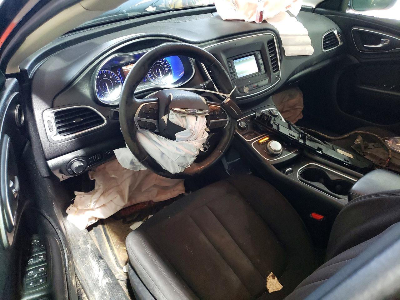2015 CHRYSLER 200