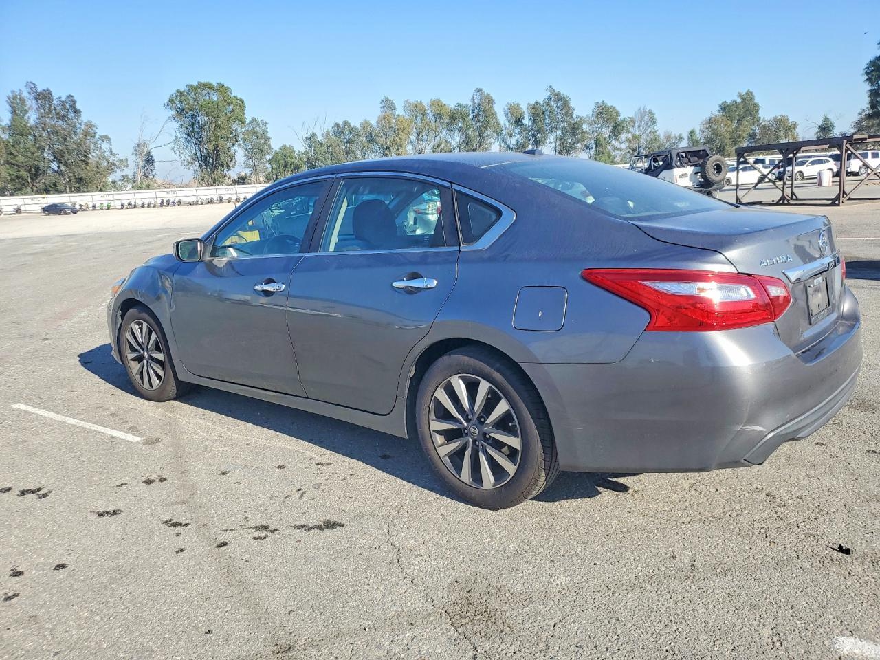 2017 NISSAN ALTIMA