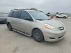 2009 TOYOTA SIENNA