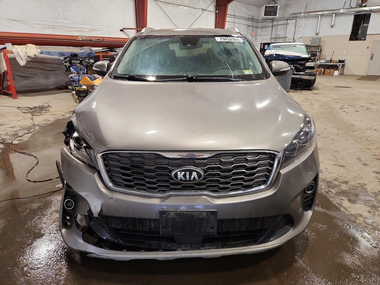 2019 KIA SORENTO