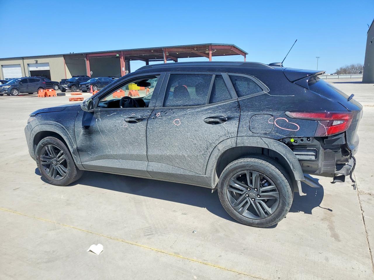 2025 CHEVROLET TRAX