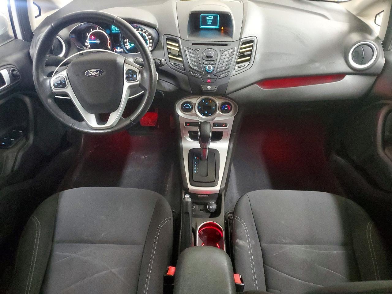 2014 FORD Fiesta