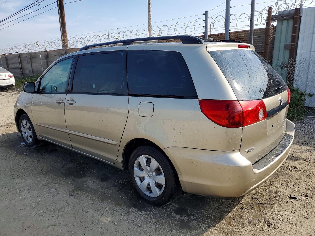 2008 TOYOTA SIENNA