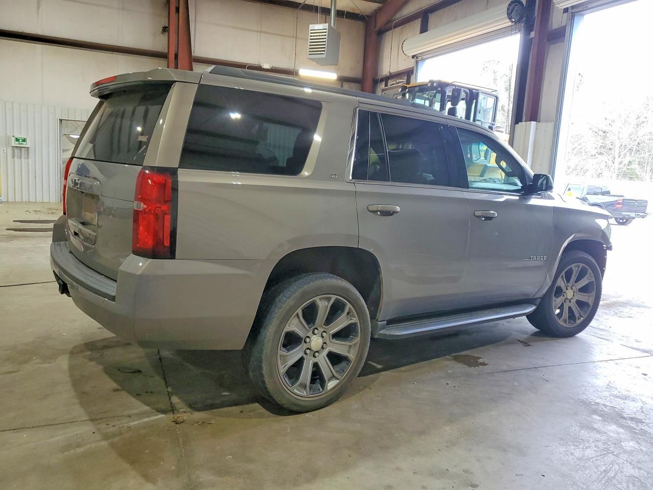 2018 CHEVROLET Tahoe