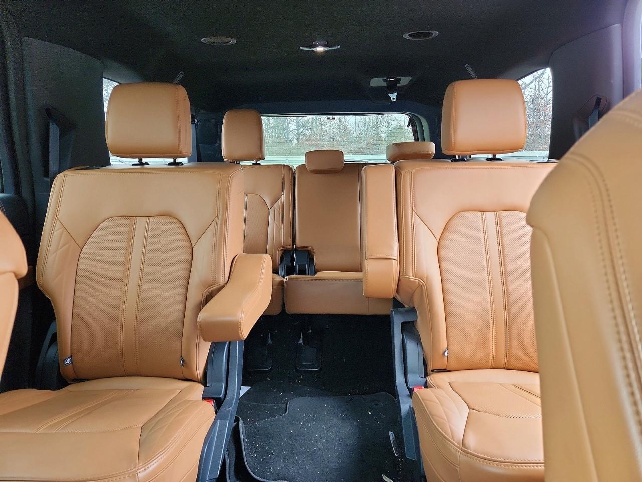 2024 FORD Expedition