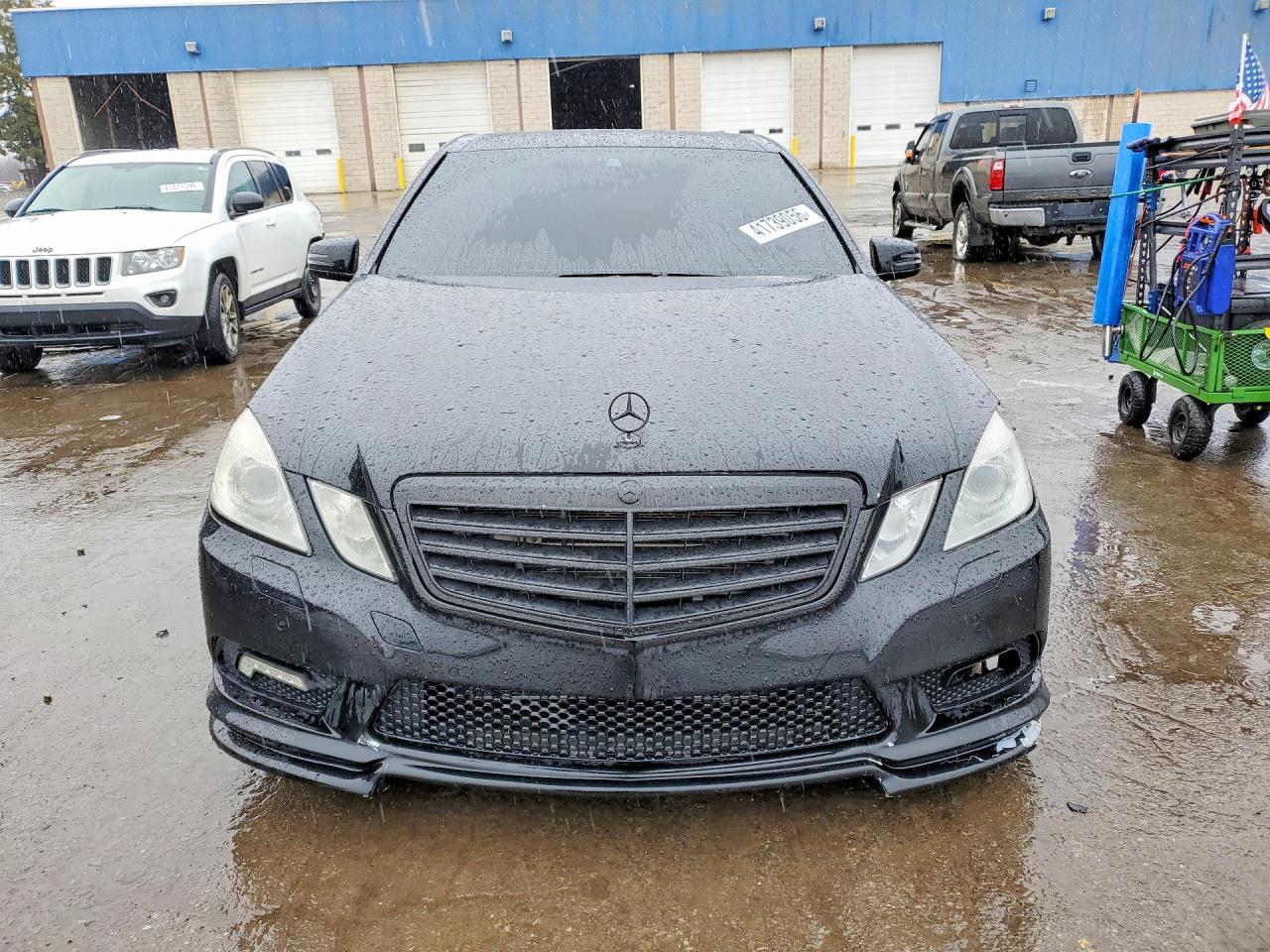 2010 MERCEDES-BENZ E-Class