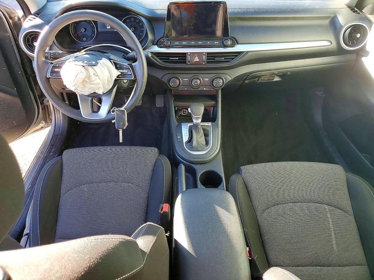 2024 KIA FORTE