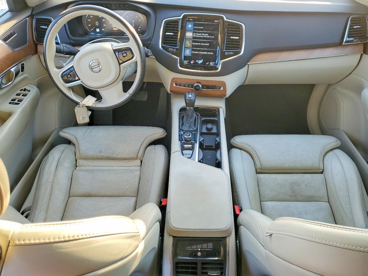 2018 VOLVO XC90