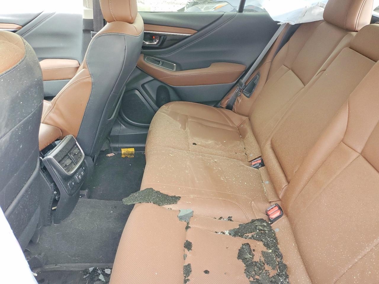 2022 SUBARU Outback