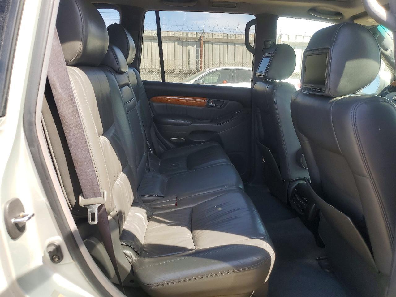 2003 LEXUS Gx 470
