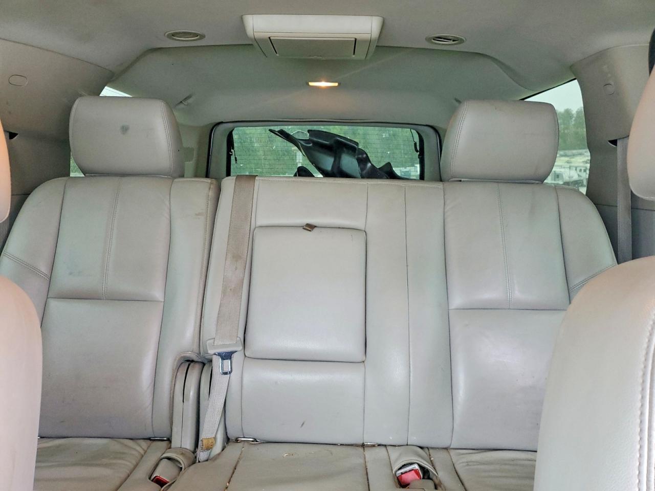 2012 CHEVROLET Suburban