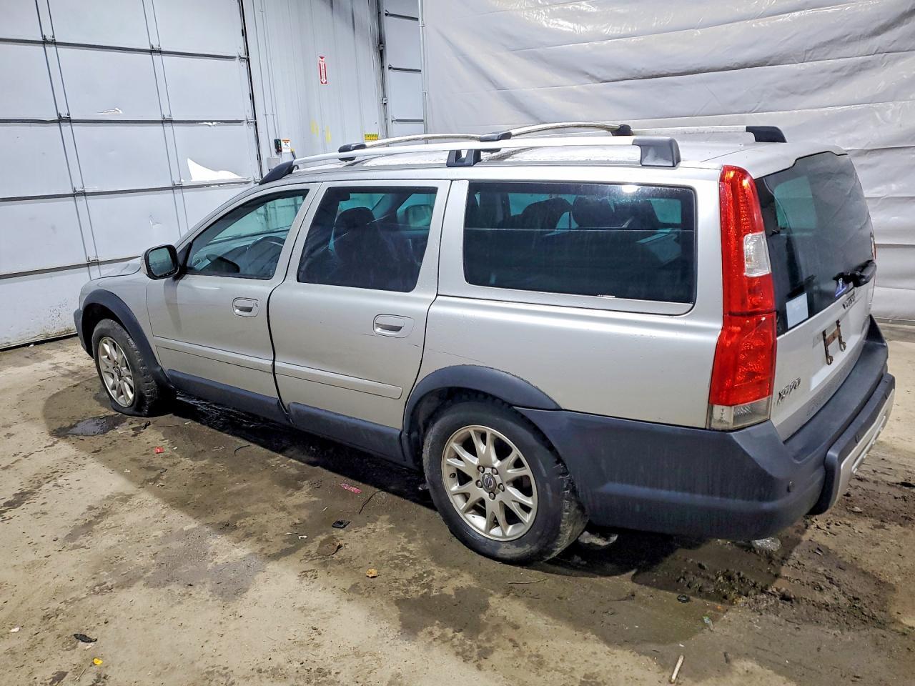 2007 VOLVO XC70