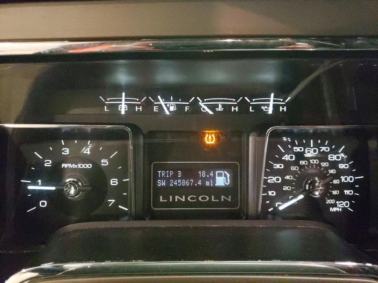 2013 LINCOLN Navigator