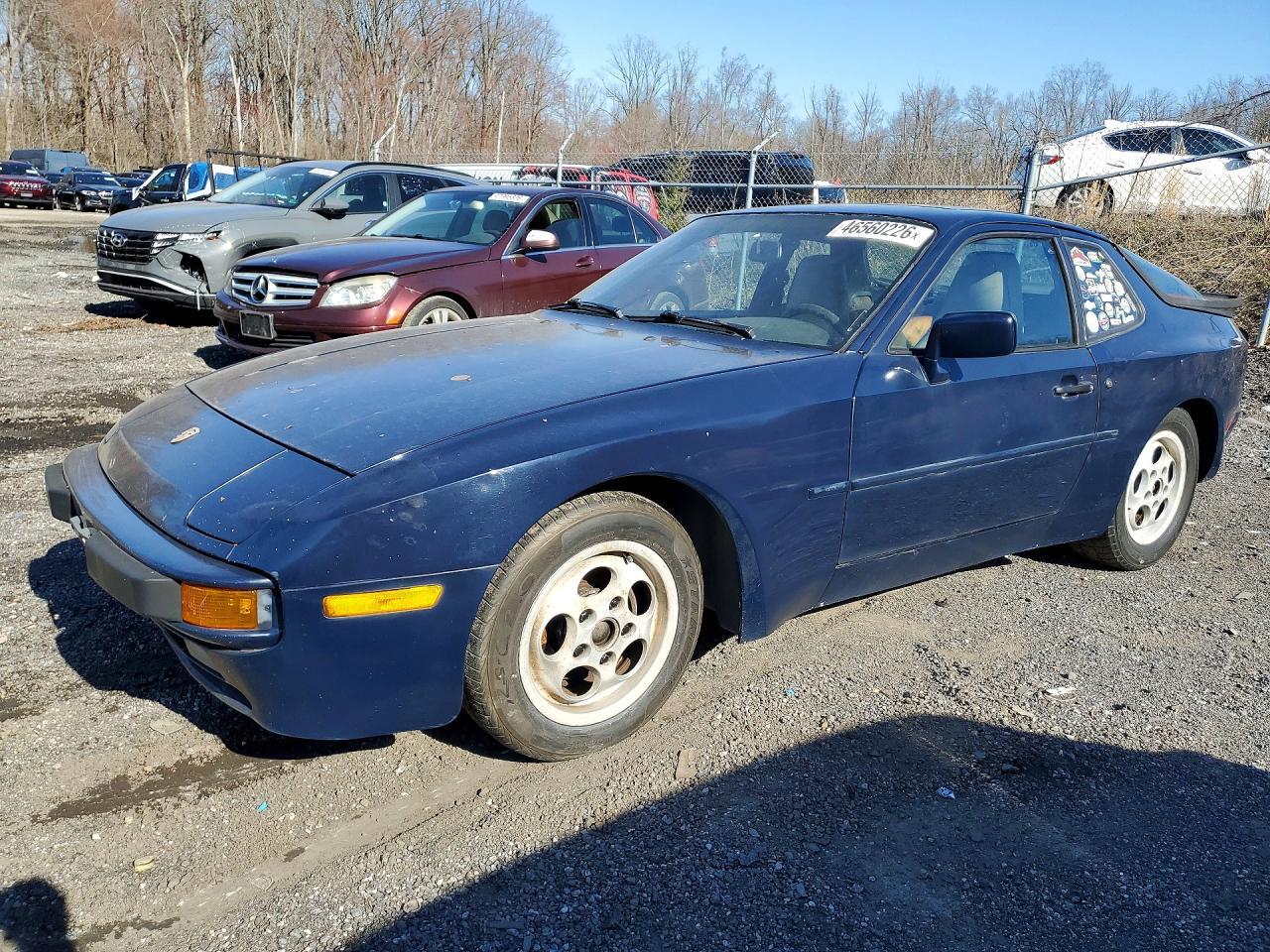 1985 PORSCHE 944
