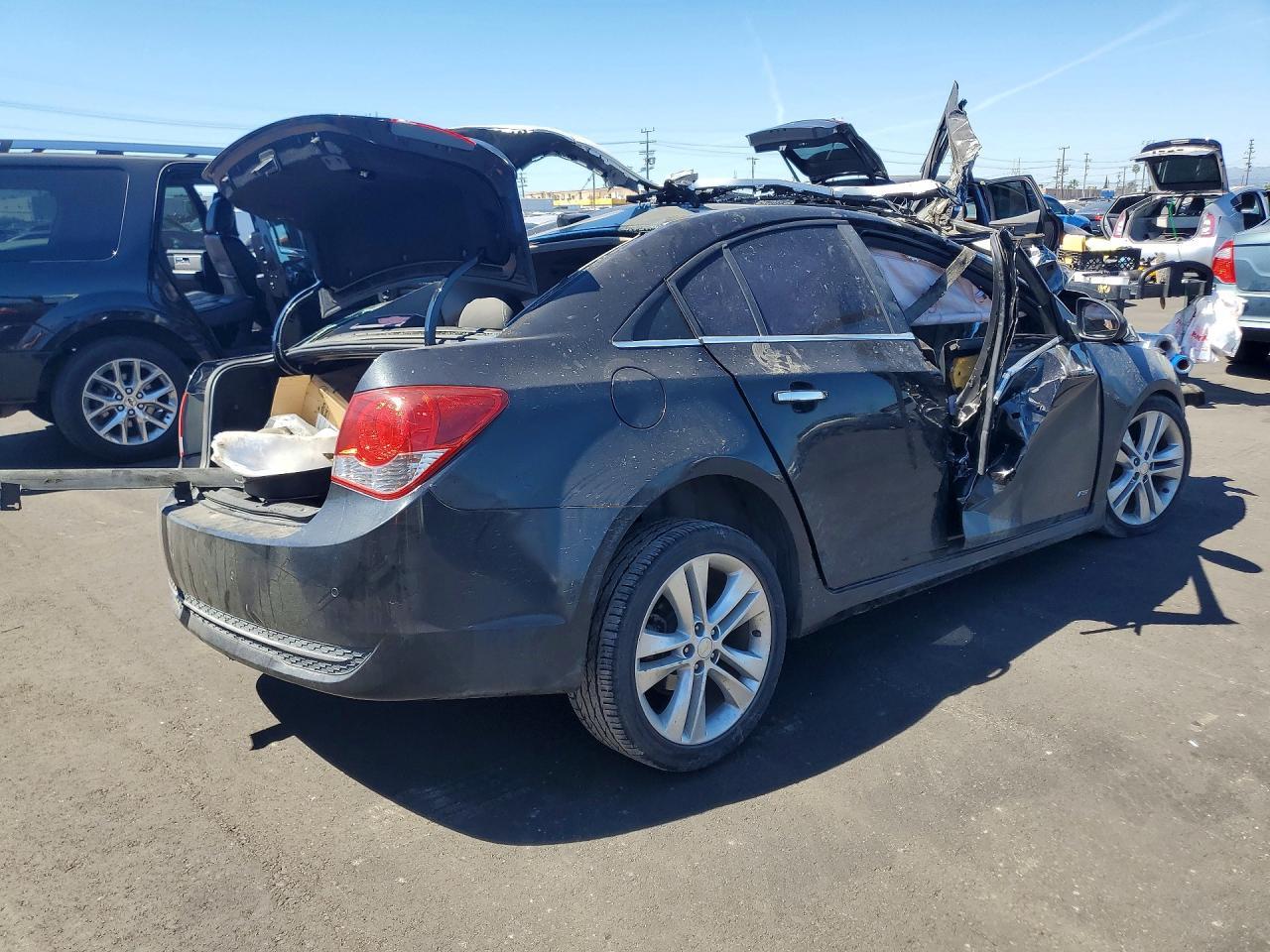 2011 CHEVROLET CRUZE
