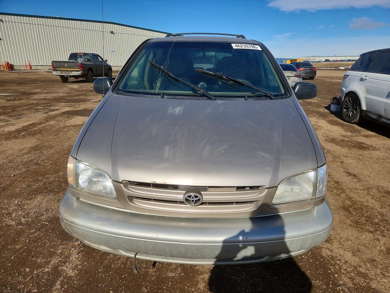 2000 TOYOTA SIENNA