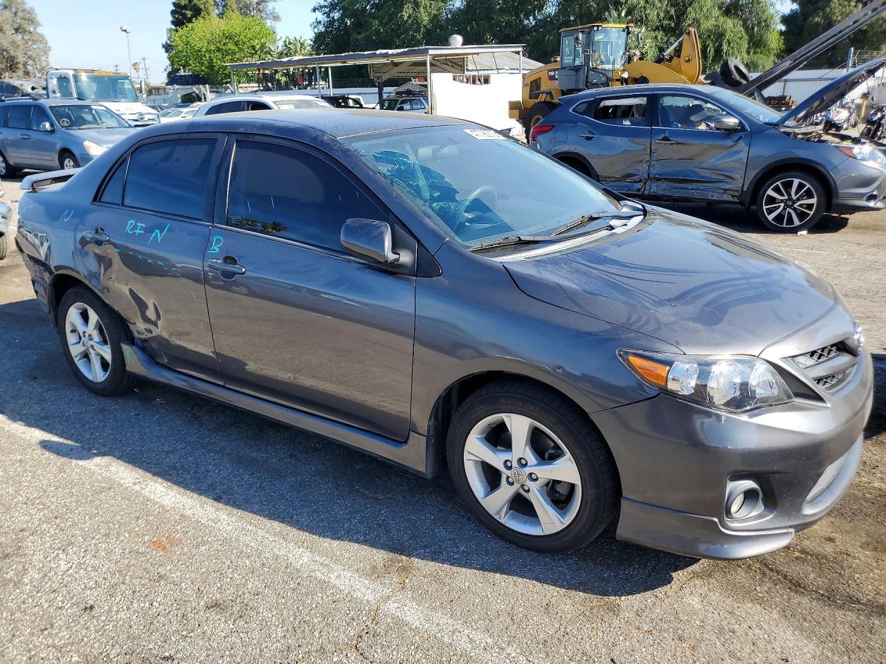 2013 TOYOTA COROLLA