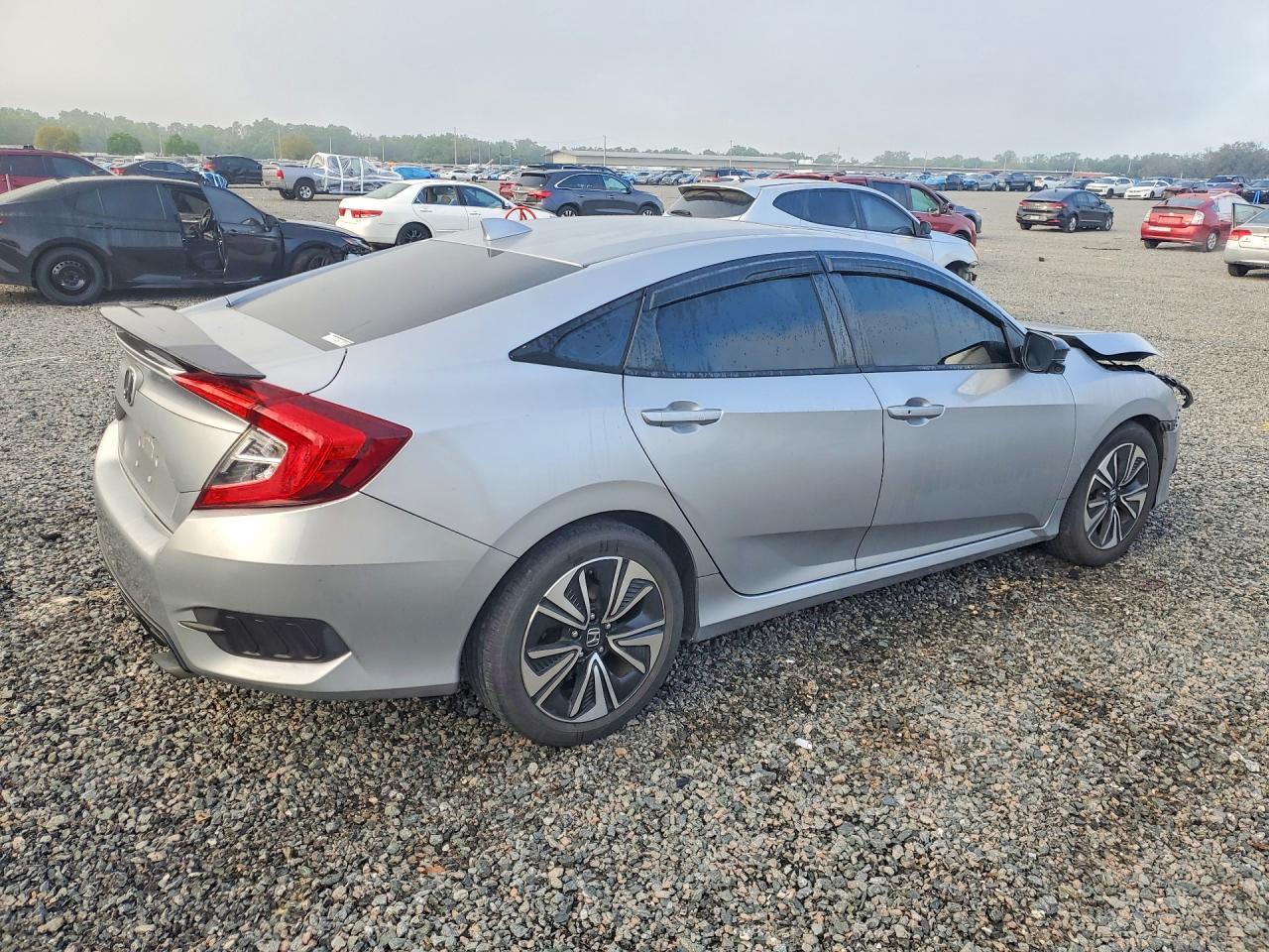 2018 HONDA CIVIC