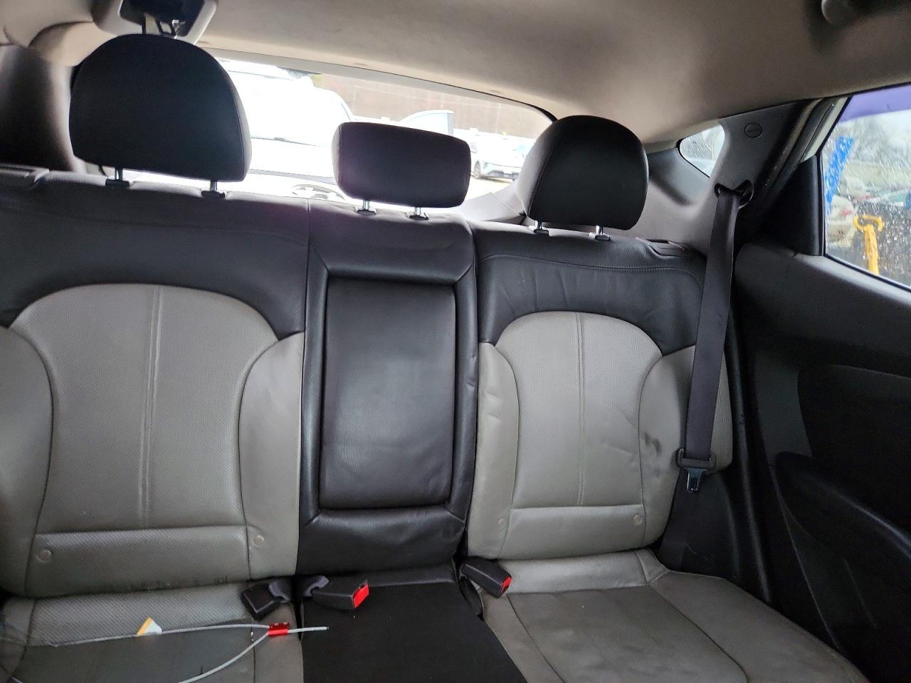 2011 HYUNDAI TUCSON