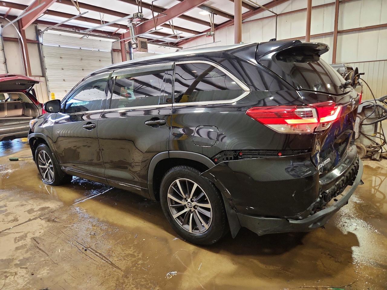 2018 TOYOTA HIGHLANDER