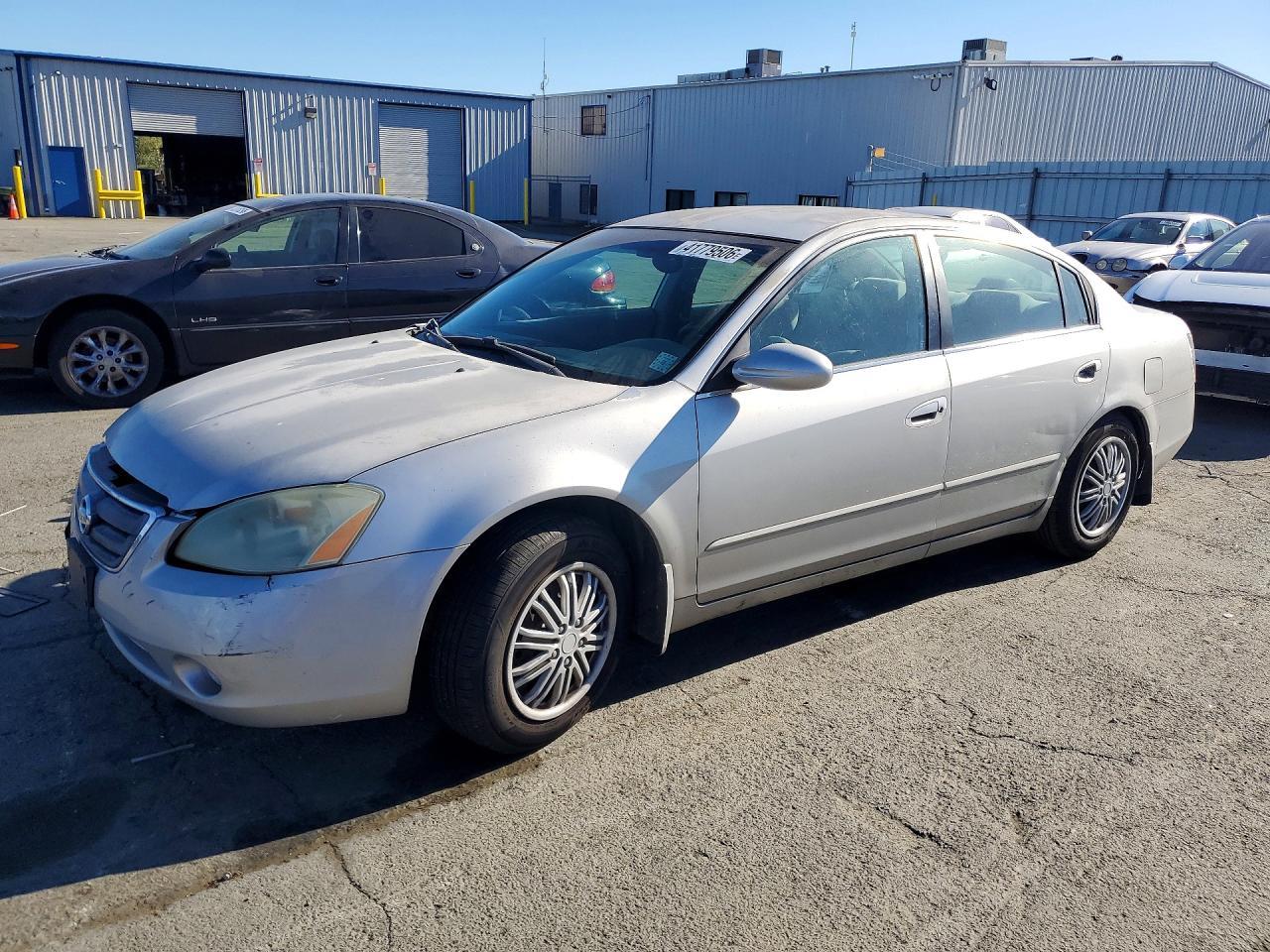 2004 NISSAN ALTIMA