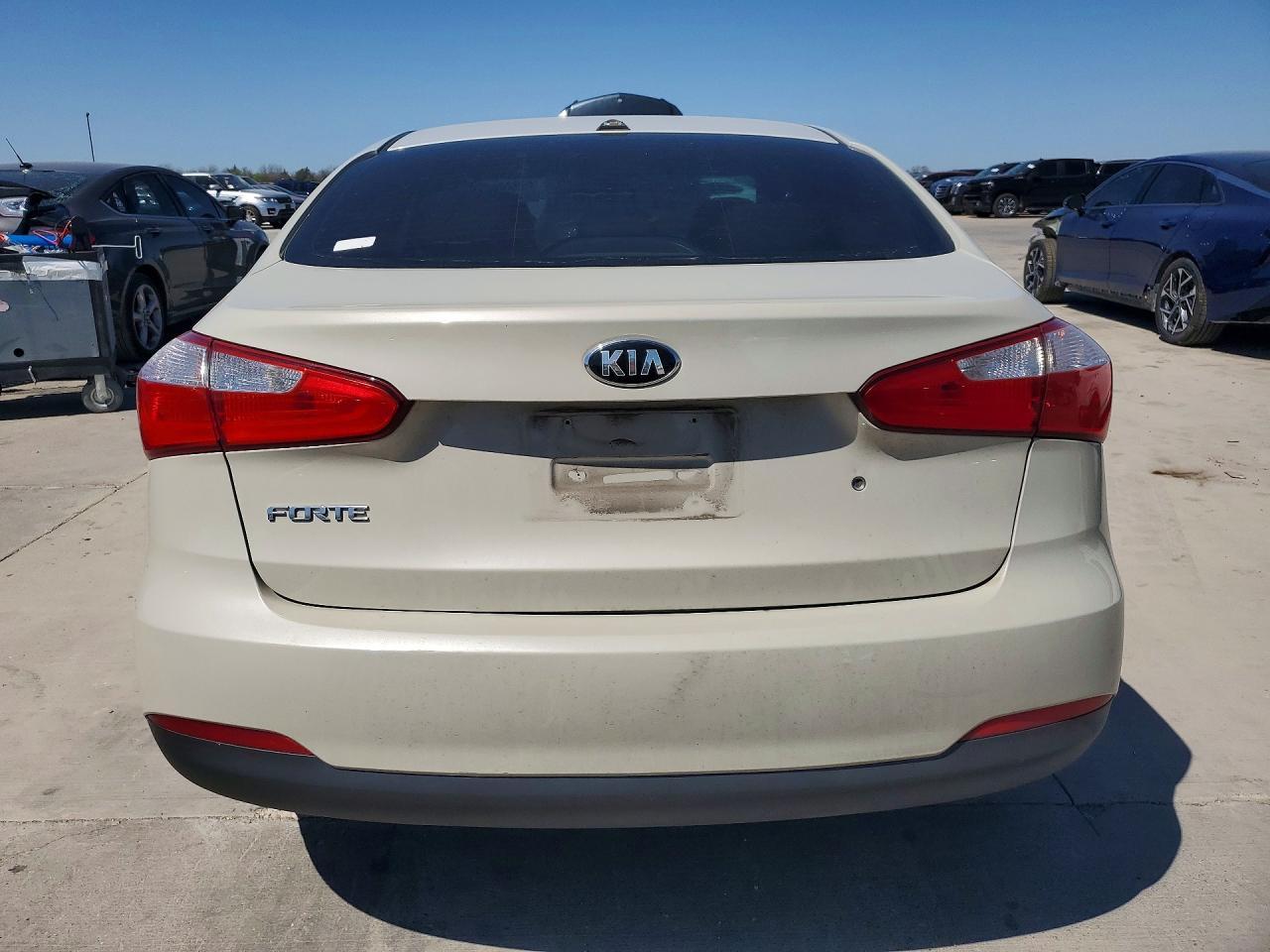 2015 KIA FORTE
