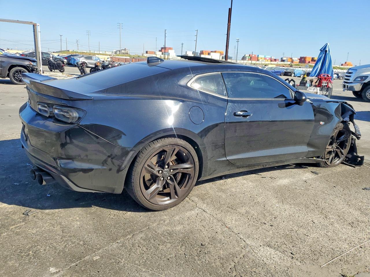 2023 CHEVROLET Camaro