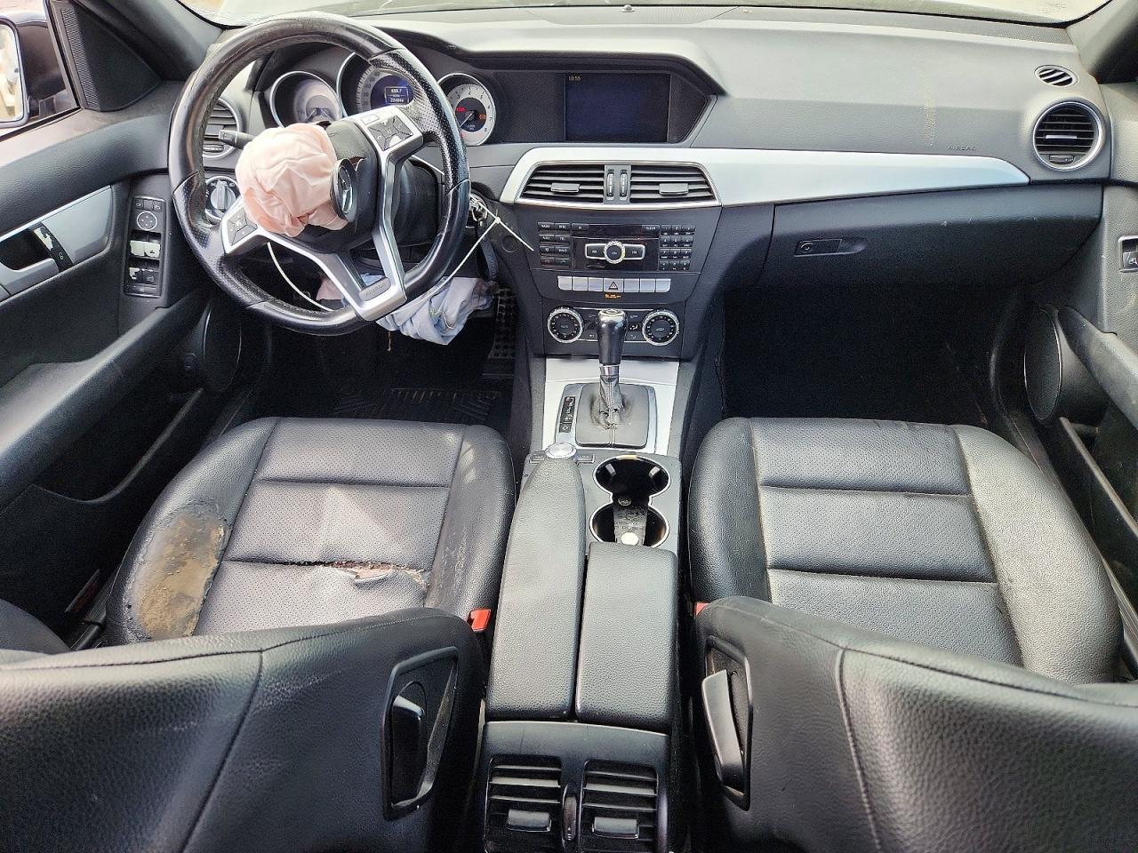 2012 MERCEDES-BENZ C-CLASS