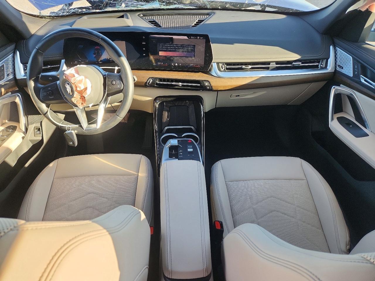 2025 BMW X1