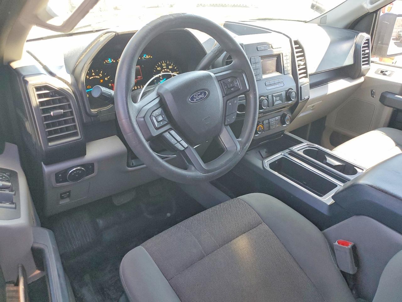 2016 FORD F-150