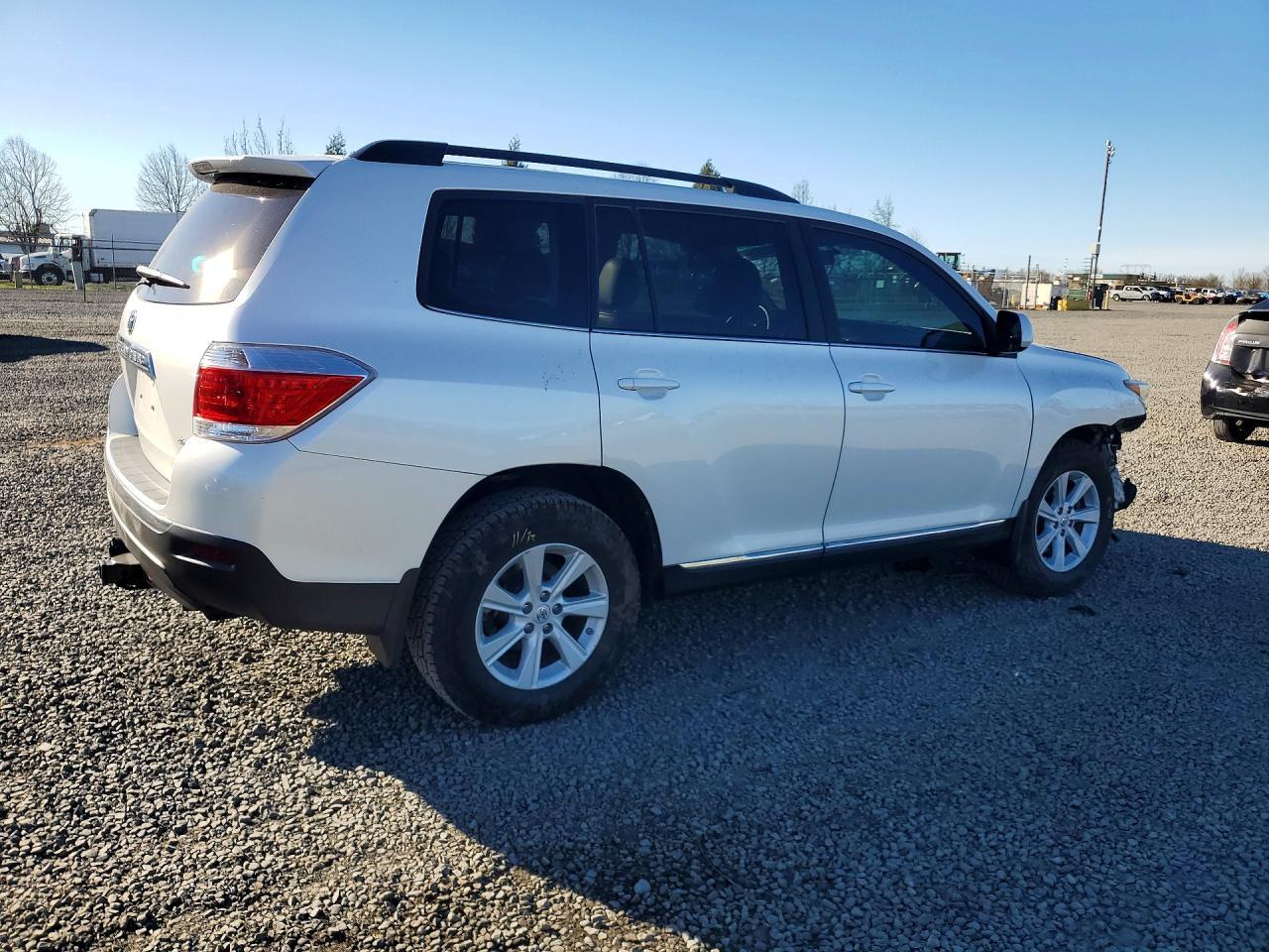 2013 TOYOTA HIGHLANDER