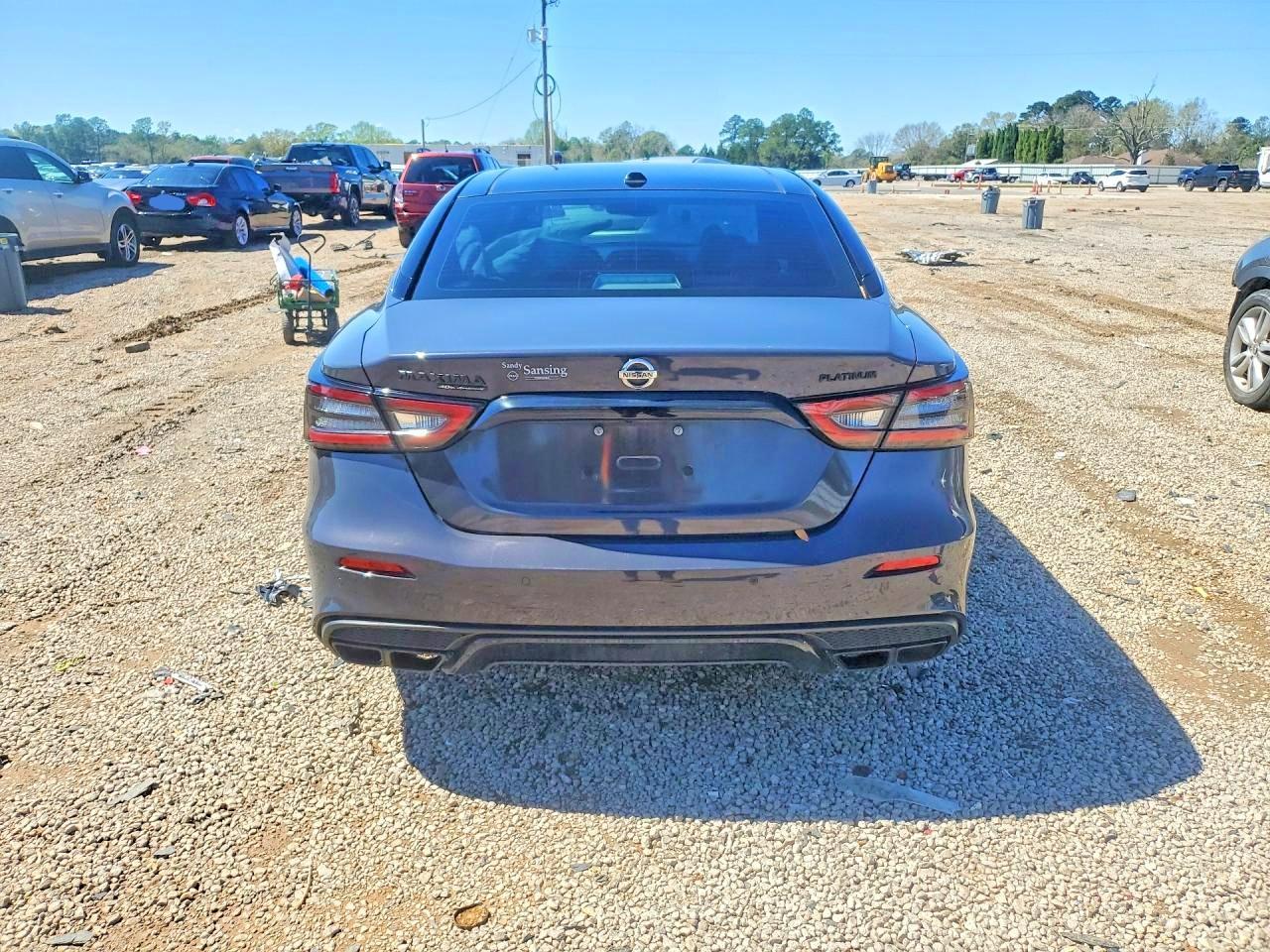 2021 NISSAN Maxima