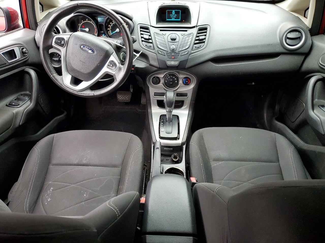 2015 FORD Fiesta
