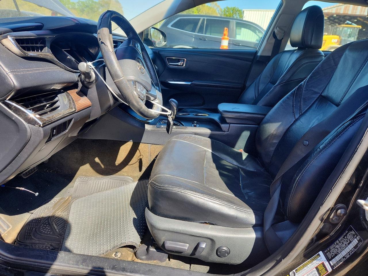 2013 TOYOTA Avalon