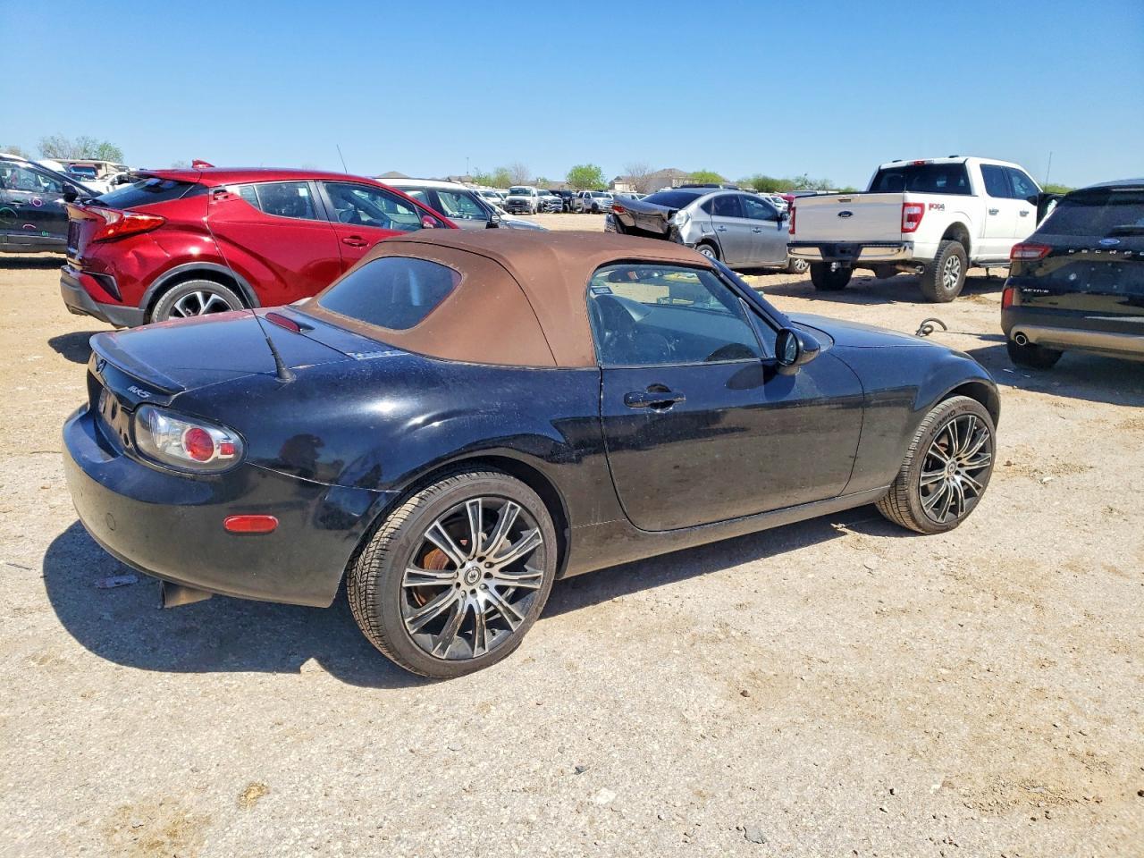 2006 MAZDA MX-5 Miata