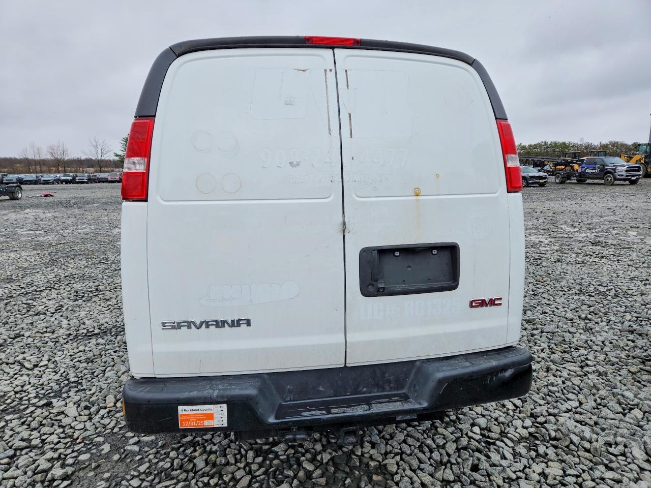 2022 GMC Savanna