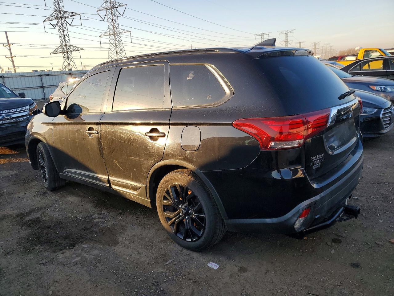 2018 MITSUBISHI outlander