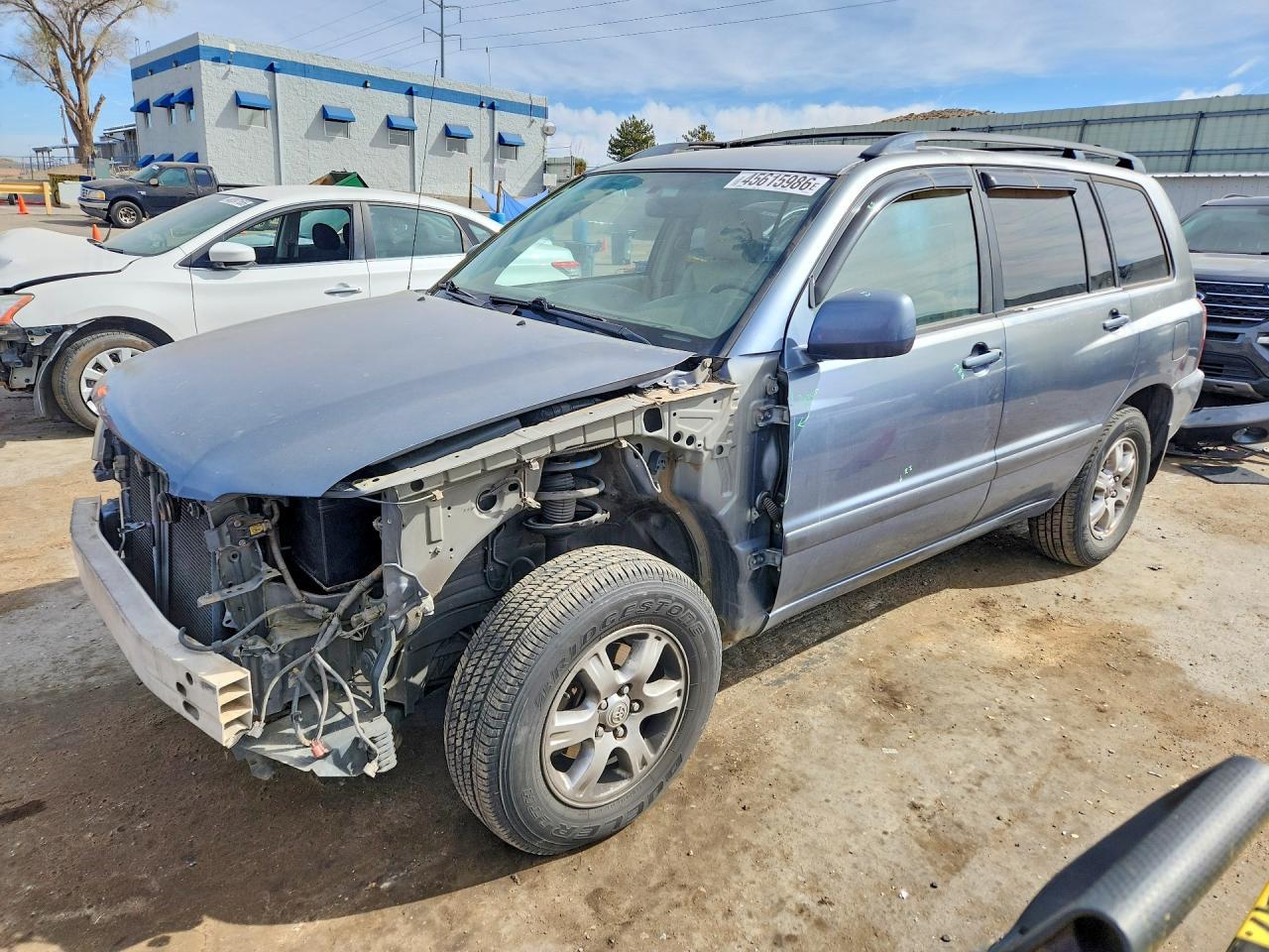 2004 TOYOTA HIGHLANDER
