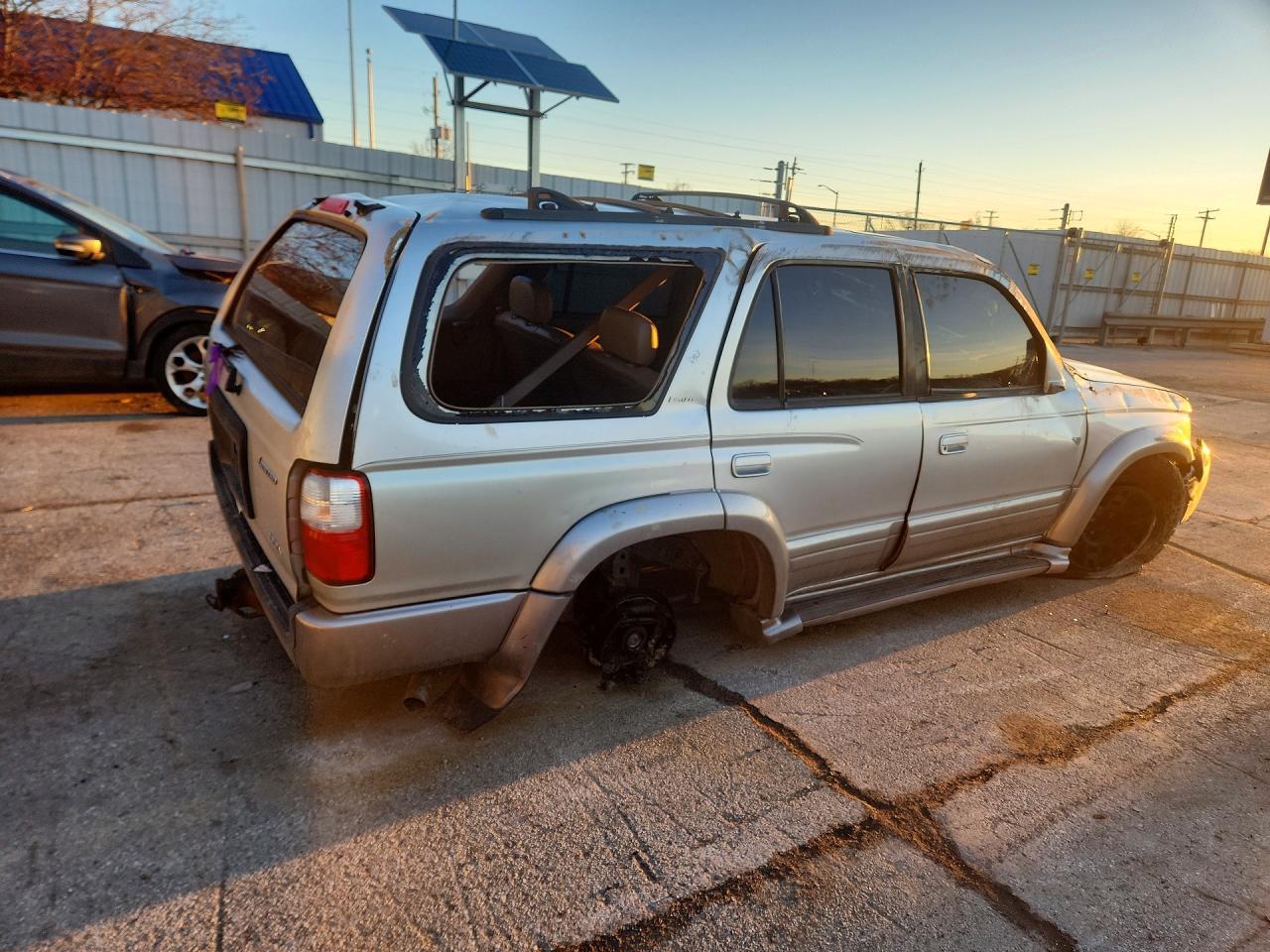 2001 TOYOTA 4Runner